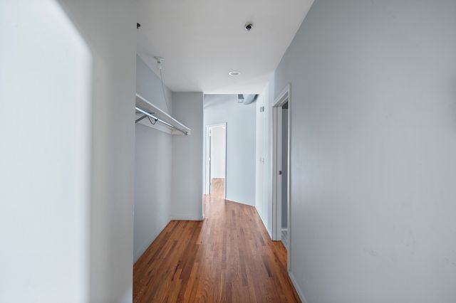 368 W Huron Street 3N, Chicago, IL 60654