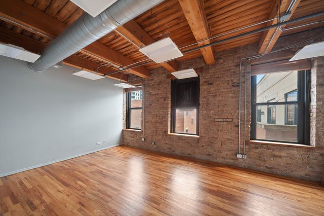 368 W Huron Street 3N, Chicago, IL 60654