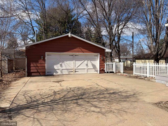 7113 Halifax Avenue N, Brooklyn Center, MN 55429