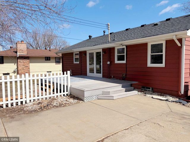 7113 Halifax Avenue N, Brooklyn Center, MN 55429