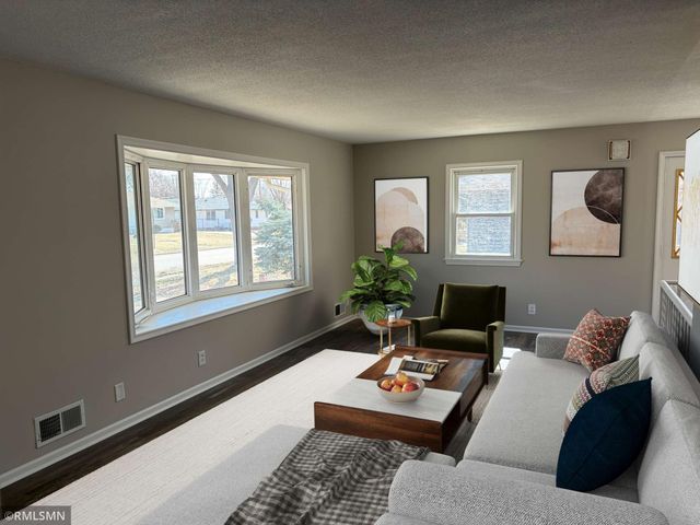 7113 Halifax Avenue N, Brooklyn Center, MN 55429