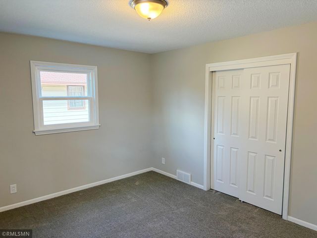 7113 Halifax Avenue N, Brooklyn Center, MN 55429