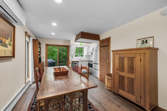 34 Rock Split Way, Wilmington, VT 05363