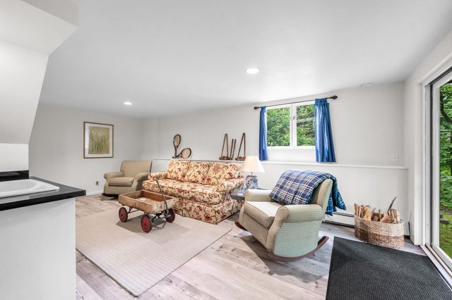 34 Rock Split Way, Wilmington, VT 05363