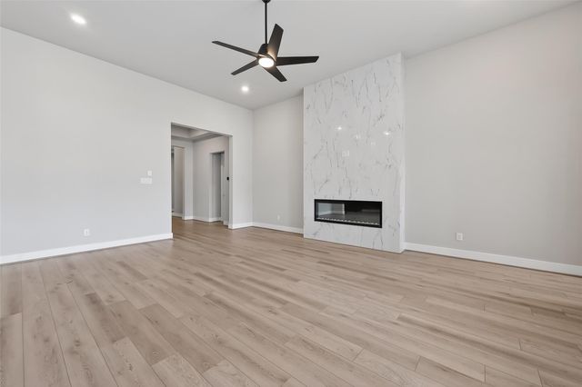 2022 Serene Springs Drive, Richmond, TX 77469