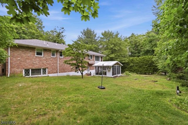 63 Valley Rd, Butler Boro, NJ 07405
