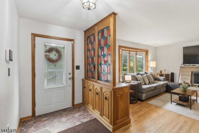 63 Valley Rd, Butler Boro, NJ 07405