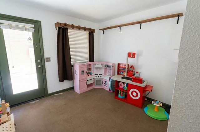 14788 Blue Oak Lane, Prather, CA 93651