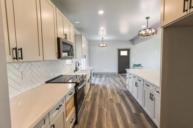 14788 Blue Oak Lane, Prather, CA 93651