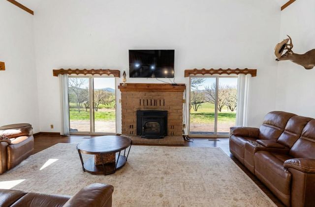 14788 Blue Oak Lane, Prather, CA 93651