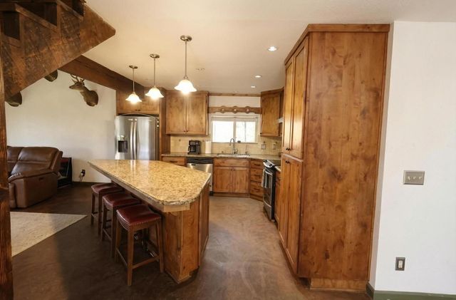 14788 Blue Oak Lane, Prather, CA 93651