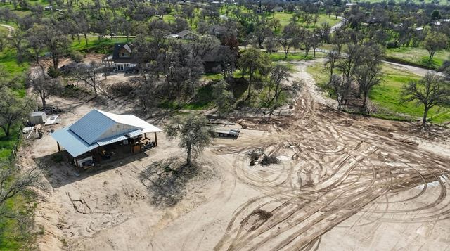 14788 Blue Oak Lane, Prather, CA 93651