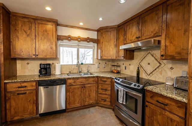 14788 Blue Oak Lane, Prather, CA 93651