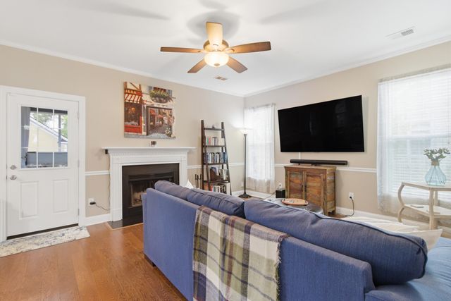 325 Jardinere Walk, Mount Pleasant, SC 29464