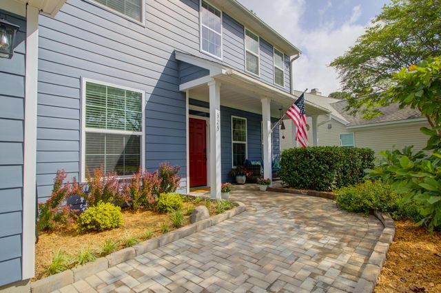 325 Jardinere Walk, Mount Pleasant, SC 29464