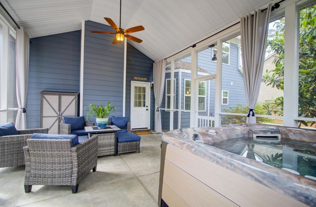 325 Jardinere Walk, Mount Pleasant, SC 29464