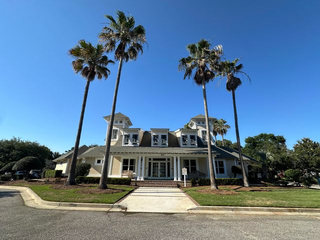 325 Jardinere Walk, Mount Pleasant, SC 29464