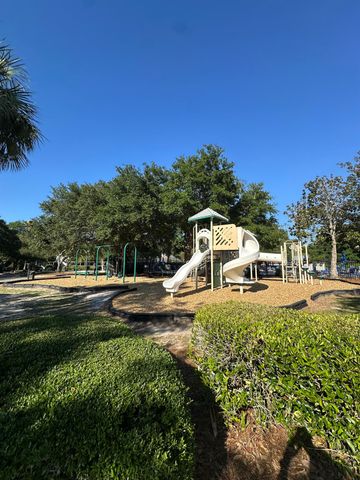 325 Jardinere Walk, Mount Pleasant, SC 29464