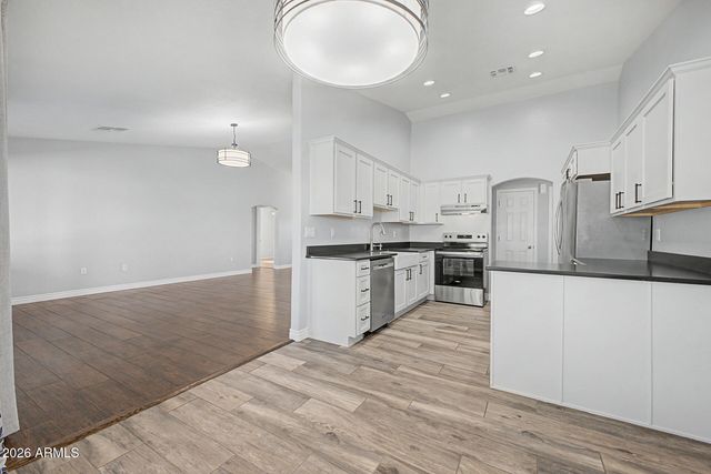 832 N 98TH Street, Mesa, AZ 85207