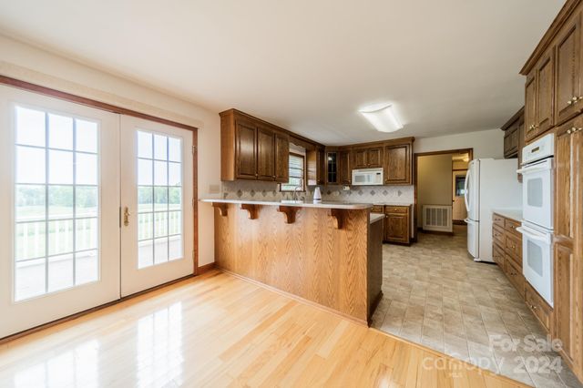 24686 Barbees Grove Road, Oakboro, NC 28129