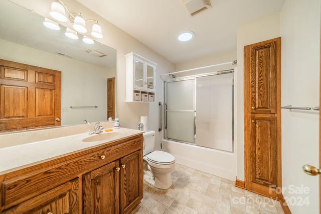 24686 Barbees Grove Road, Oakboro, NC 28129