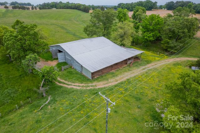 24686 Barbees Grove Road, Oakboro, NC 28129