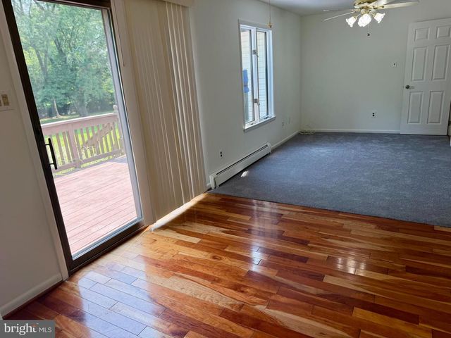 2123 LOCUST ST, Upper Chichester, PA 19061