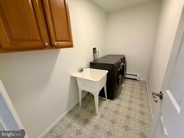 2123 LOCUST ST, Upper Chichester, PA 19061