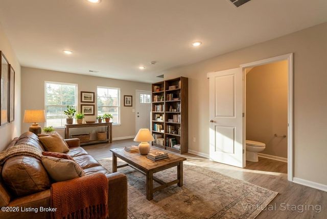 3204 Maldon Ct, Louisville, KY 40216