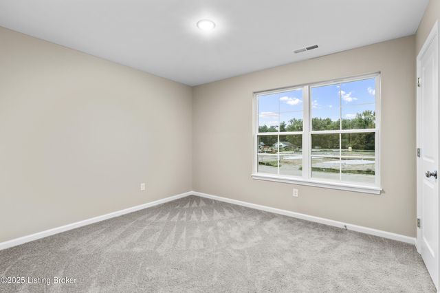 3204 Maldon Ct, Louisville, KY 40216