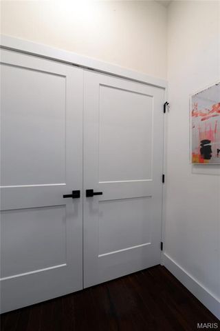 3186 Oak Hill Avenue, St Louis, MO 63116