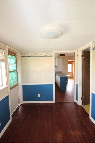 107 Admiral Lane, Freeport, TX 77541