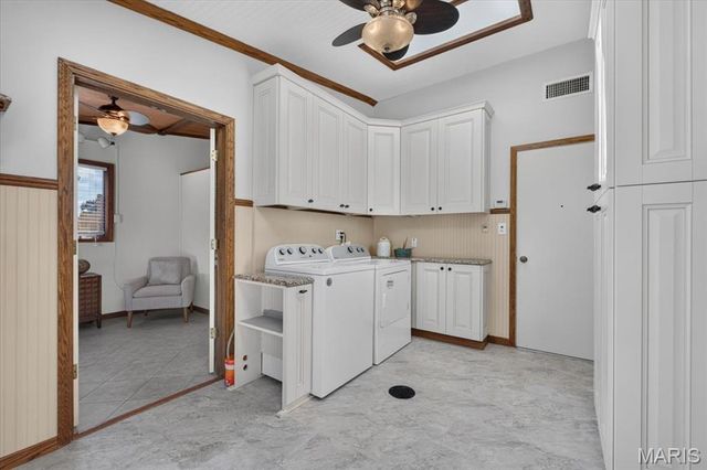 2517 Trossock Lane, St Louis, MO 63122