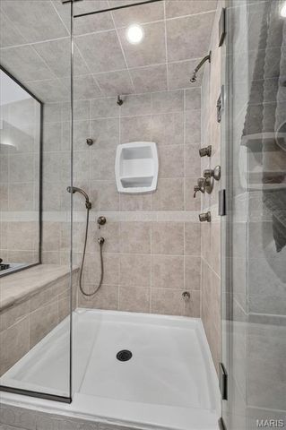 2517 Trossock Lane, St Louis, MO 63122