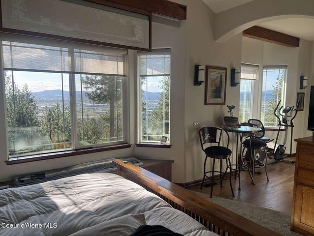 14747 W Aloysius DR, Post Falls, ID 83854