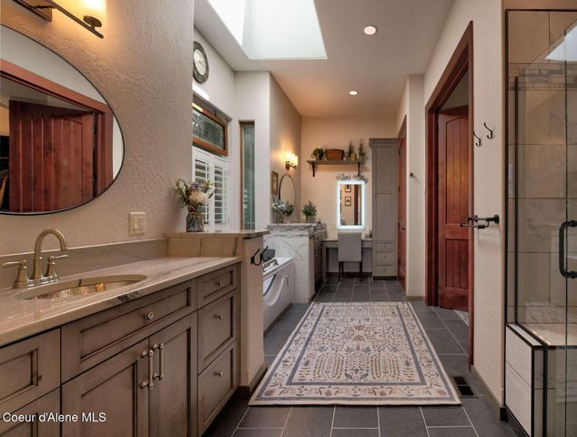 14747 W Aloysius DR, Post Falls, ID 83854