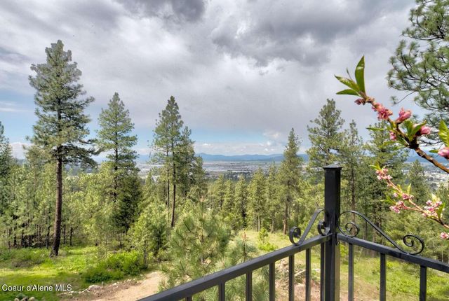 14747 W Aloysius DR, Post Falls, ID 83854