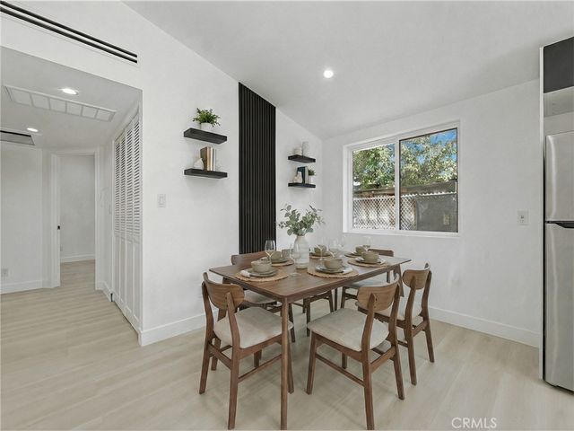 20528 & 20526 Hamlin Street, Winnetka, CA 91306