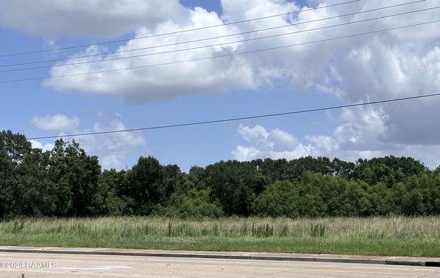 2115 Ambassador Caffery Parkway, Lafayette, LA 70506