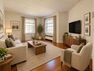 5 Garden Ct 1, Cambridge, MA 02138