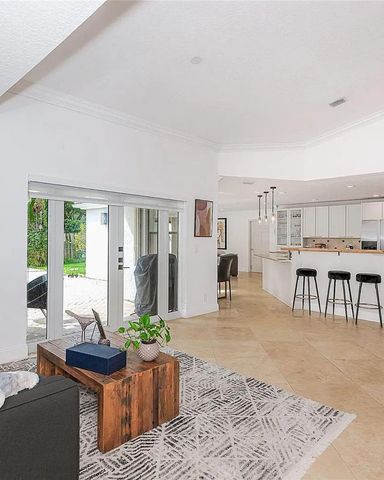 3610 Washington Lane, Hollywood, FL 33026