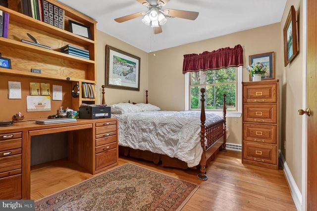 1304 BRYAN POINT RD, Accokeek, MD 20607