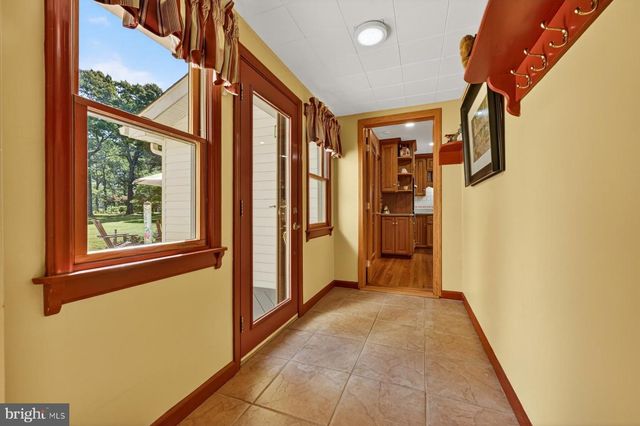 1304 BRYAN POINT RD, Accokeek, MD 20607