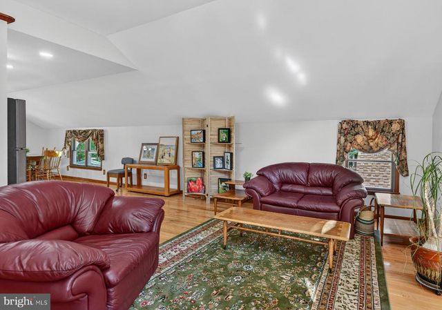 1304 BRYAN POINT RD, Accokeek, MD 20607