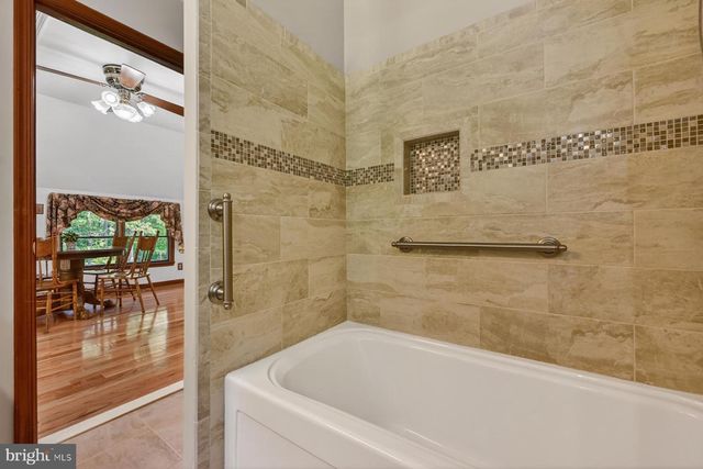 1304 BRYAN POINT RD, Accokeek, MD 20607