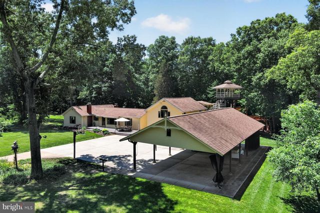 1304 BRYAN POINT RD, Accokeek, MD 20607