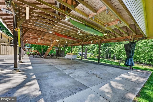 1304 BRYAN POINT RD, Accokeek, MD 20607
