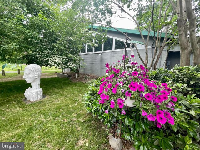 1304 BRYAN POINT RD, Accokeek, MD 20607