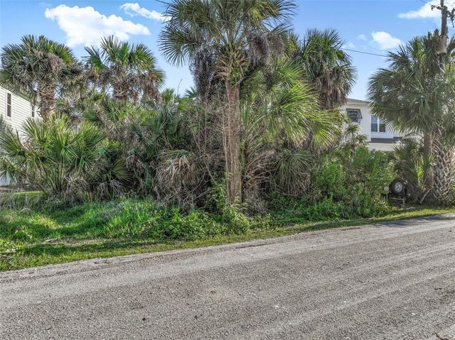 16 WESTMAYER PLACE, Flagler Beach, FL 32136