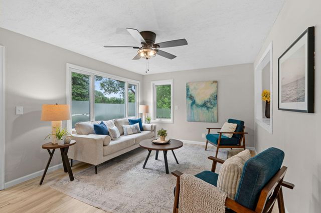 2904 Oregon Avenue S, Saint Louis Park, MN 55426